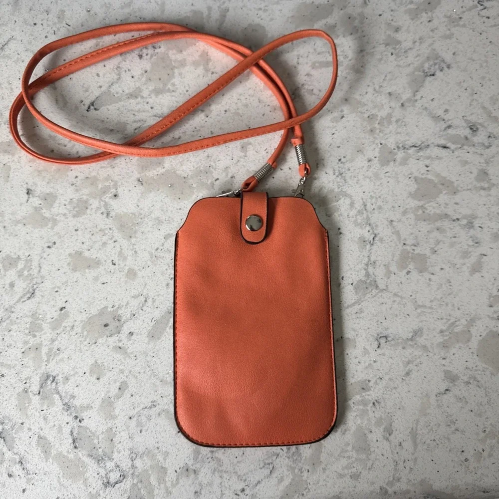Travel ID Pouch Slim Wallet Phone Carrier Snap Closure Back Pocket